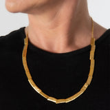 Zzan Israeli Minimalist Golden Rectangles Necklace On Neck